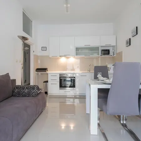 Miki Borik Apartment